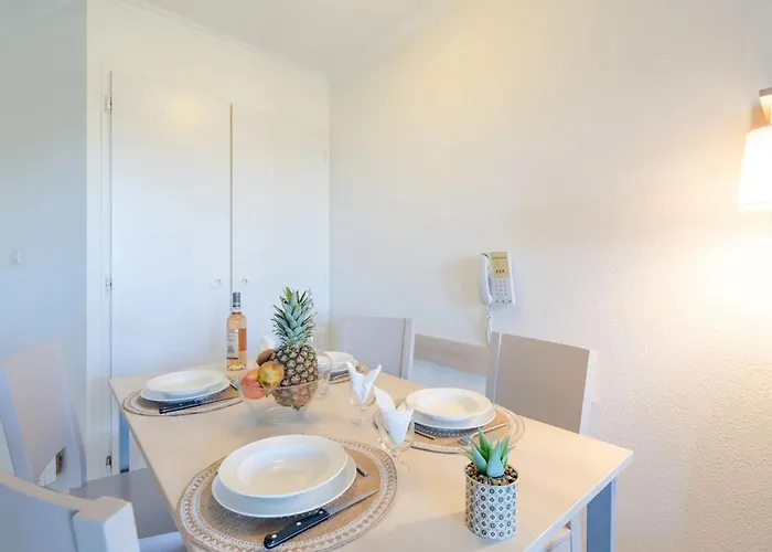 Apartment Cosy Au Coeur De Cap Esterel Avec Balcon Et Acces Piscines - Fr-1-504-678 *