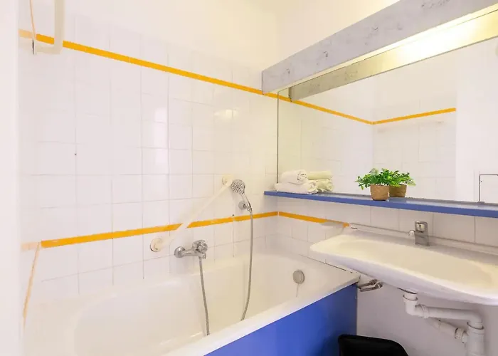 Cosy Au Coeur De Cap Esterel Avec Balcon Et Acces Piscines - Fr-1-504-678 Apartment